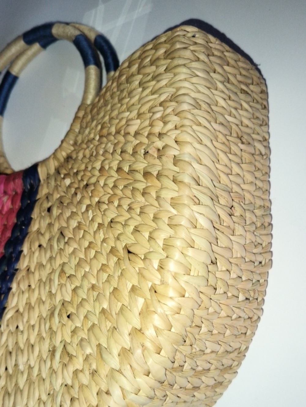 Boden Woven Large Straw Cleopatra Oval Bag With Circular Handle - Picture 6 of 7